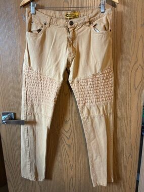 EXCHANGE Men's Slim Moto-Style Jeans in Yellow